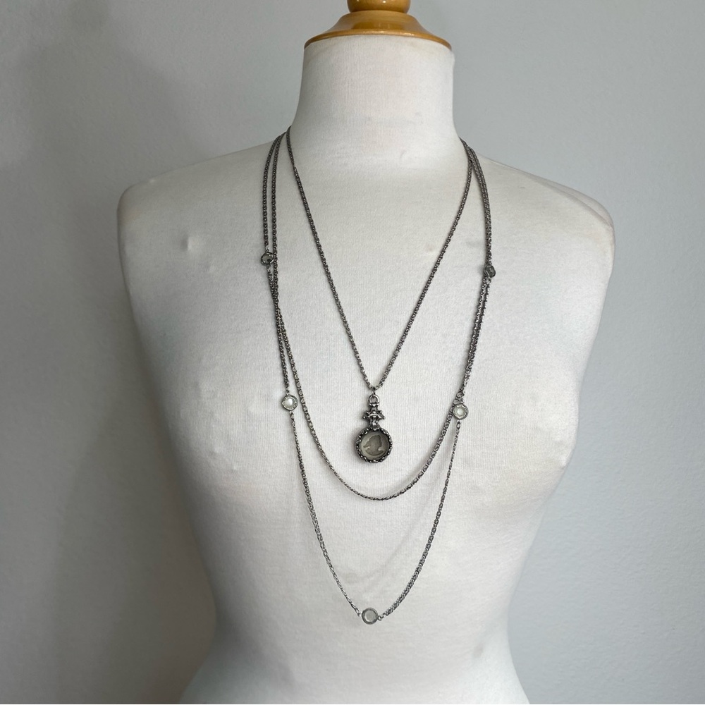 Vintage Women's Goldette Silver Chain Intaglio Pendant Necklace Whimsigoth Retro